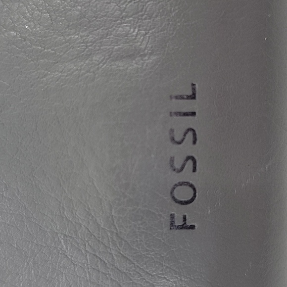 Fossil Studded Wallet - Picture 10 of 14